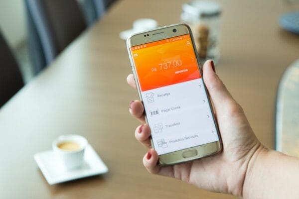 Celcoin: conheça como funciona o app