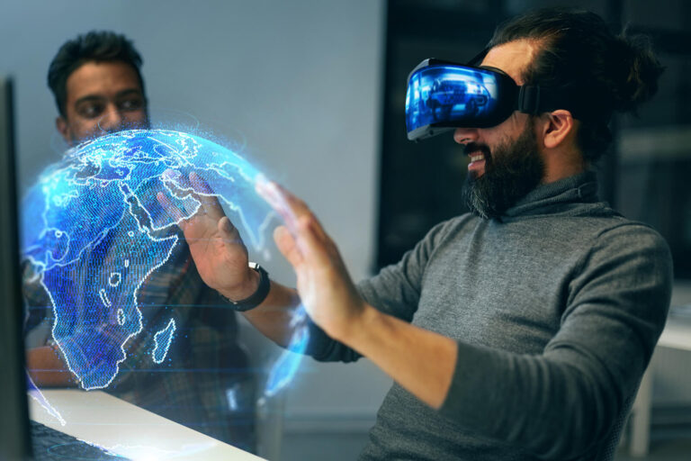 homem usando oculos de realidade virtual VR toca globo virtual