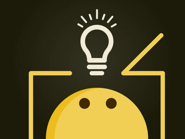 cara feliz simbolizando pensamento criativo dentro da caixa