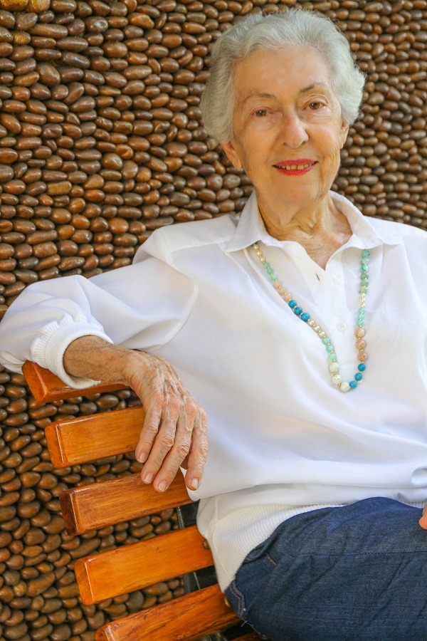Rosa R. Krausz, fundadora e atual diretora científica e de formação da ABRACEM