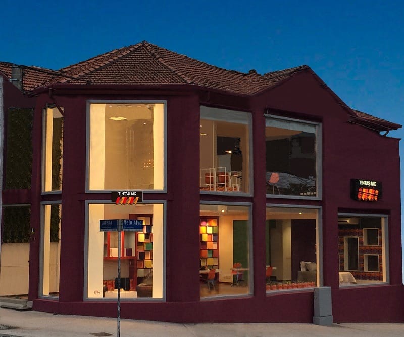 Fachada Tintas MC: empresa familiar