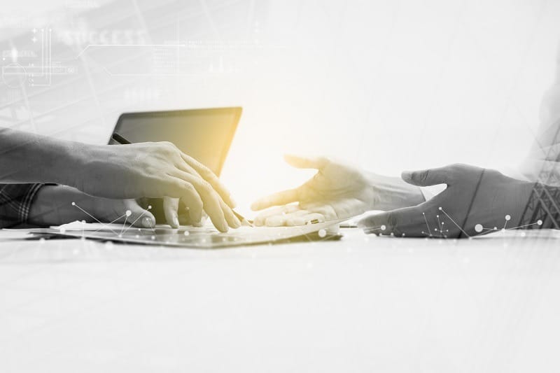 negociar de forma fácil e pela internet